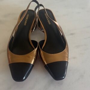 Veronica Beard Black and Gold Slingback Heels